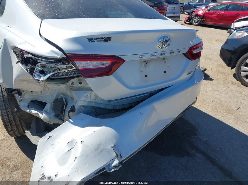 2018 Toyota Camry Xle VIN: 4T1B11HK7JU032211 Lot: 43427467