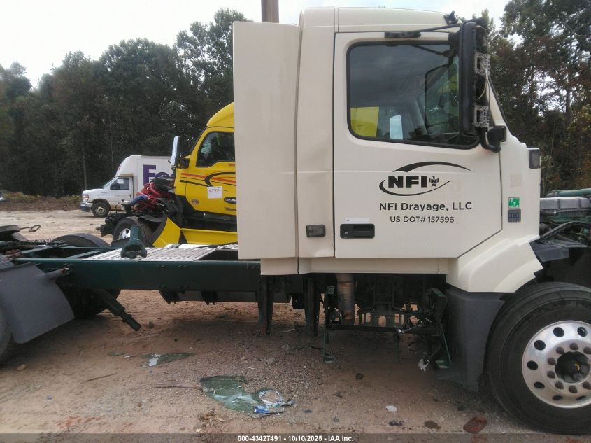 2016 Volvo Vn Vnl VIN: 4V4NC9EGXGN958443 Lot: 43427491