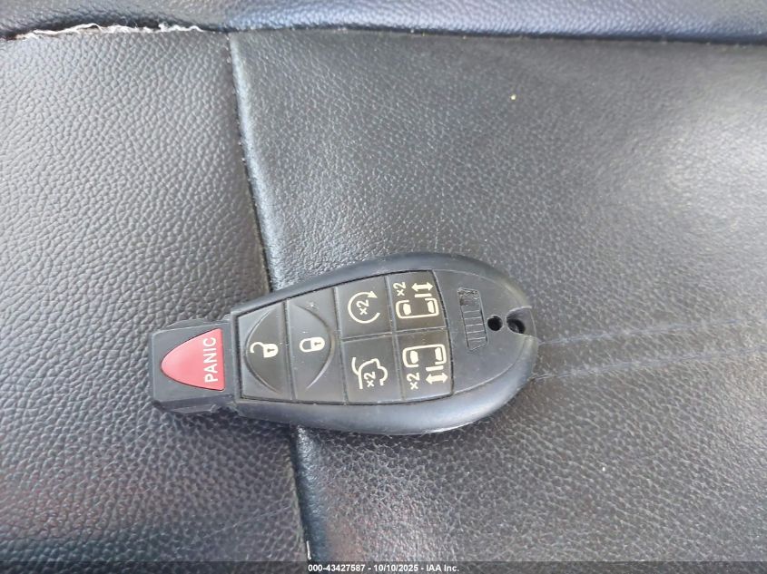 2013 Chrysler Town & Country Touring VIN: 2C4RC1BGXDR656488 Lot: 43427587