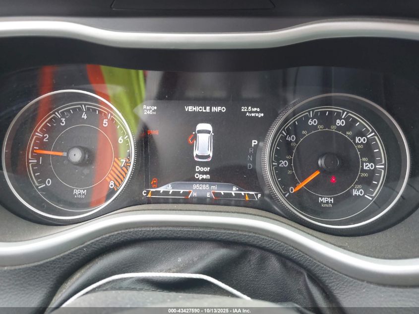 2015 Jeep Cherokee Trailhawk VIN: 1C4PJMBS5FW717114 Lot: 43427590