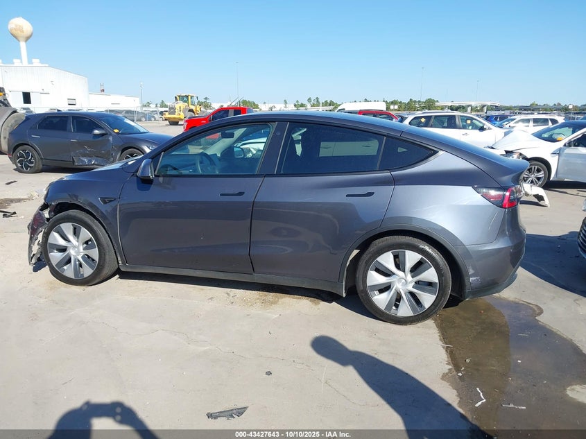 2021 Tesla Model Y Long Range Dual Motor All-Wheel Drive VIN: 5YJYGDEEXMF186468 Lot: 43427643