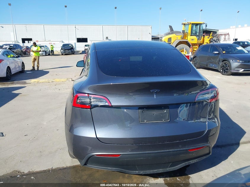 2021 Tesla Model Y Long Range Dual Motor All-Wheel Drive VIN: 5YJYGDEEXMF186468 Lot: 43427643