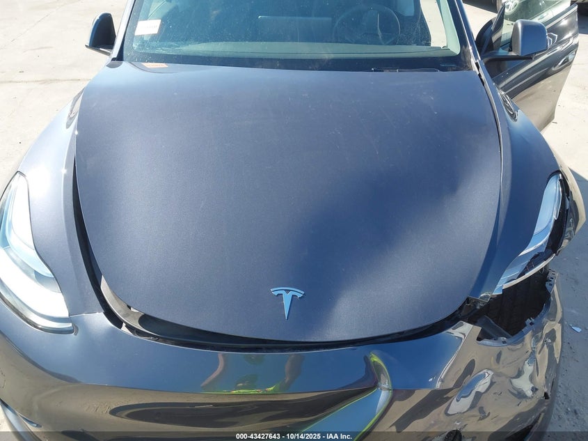 2021 Tesla Model Y Long Range Dual Motor All-Wheel Drive VIN: 5YJYGDEEXMF186468 Lot: 43427643