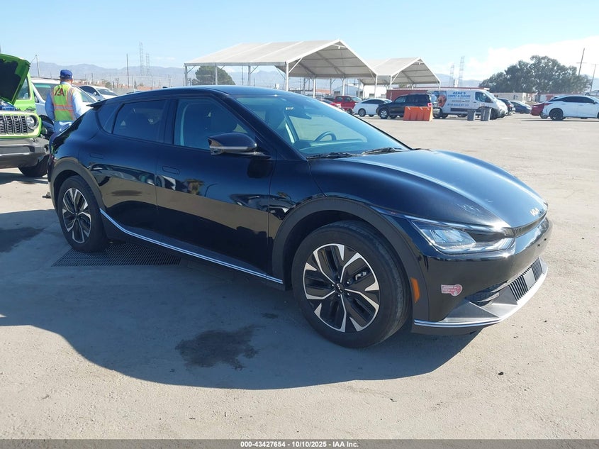 KIA EV6 LIGHT LONG RANGE