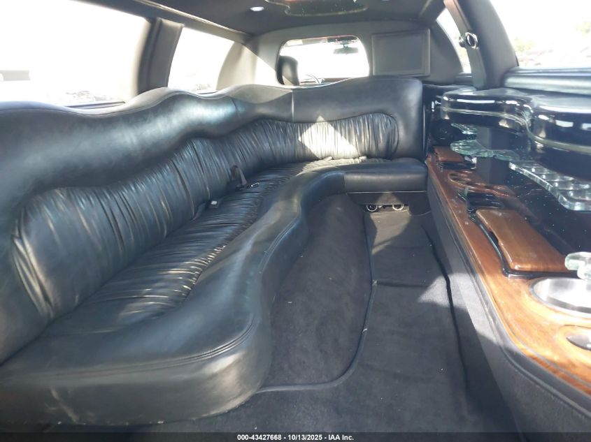 2007 Lincoln Town Car Executive VIN: 1L1FM88W97Y601308 Lot: 43427668