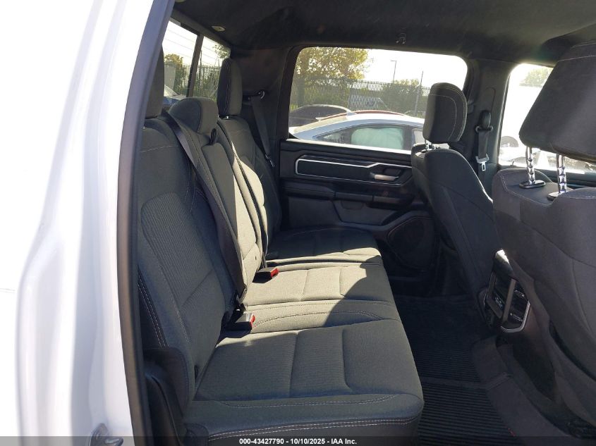 2022 Ram 1500 Big Horn 4X4 6'4 Box VIN: 1C6SRFMT3NN225620 Lot: 43427790