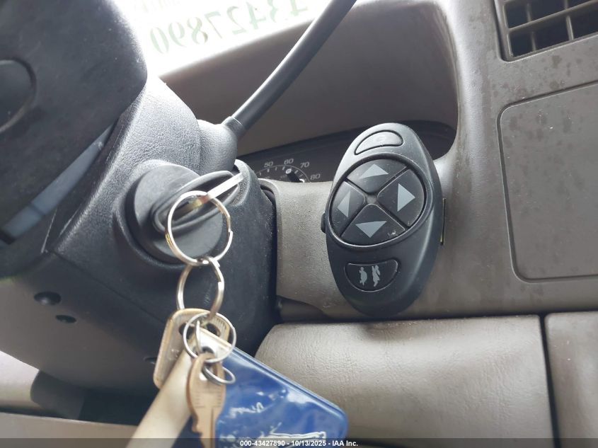 2001 Ford F-450 Xl/Xlt VIN: 1FDXF46F71EA03445 Lot: 43427890