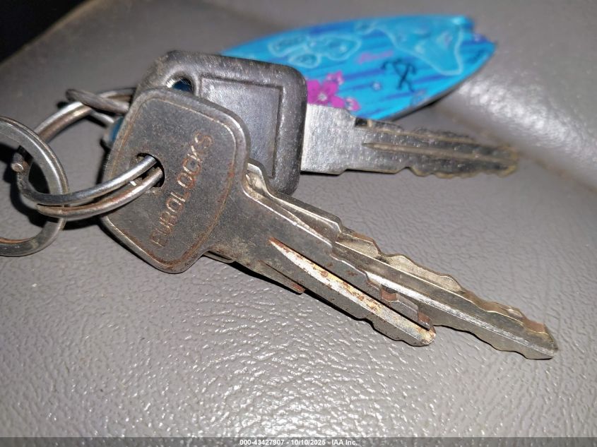 1996 Chevrolet Astro VIN: 1GNDM19W9TB147579 Lot: 43427907