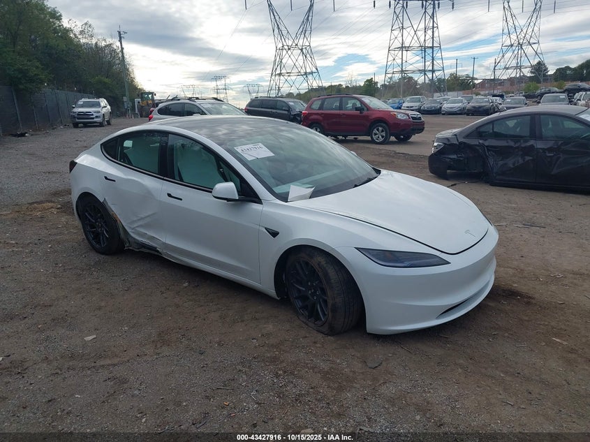 TESLA MODEL 3 LONG RANGE REAR-WHEEL DRIVE