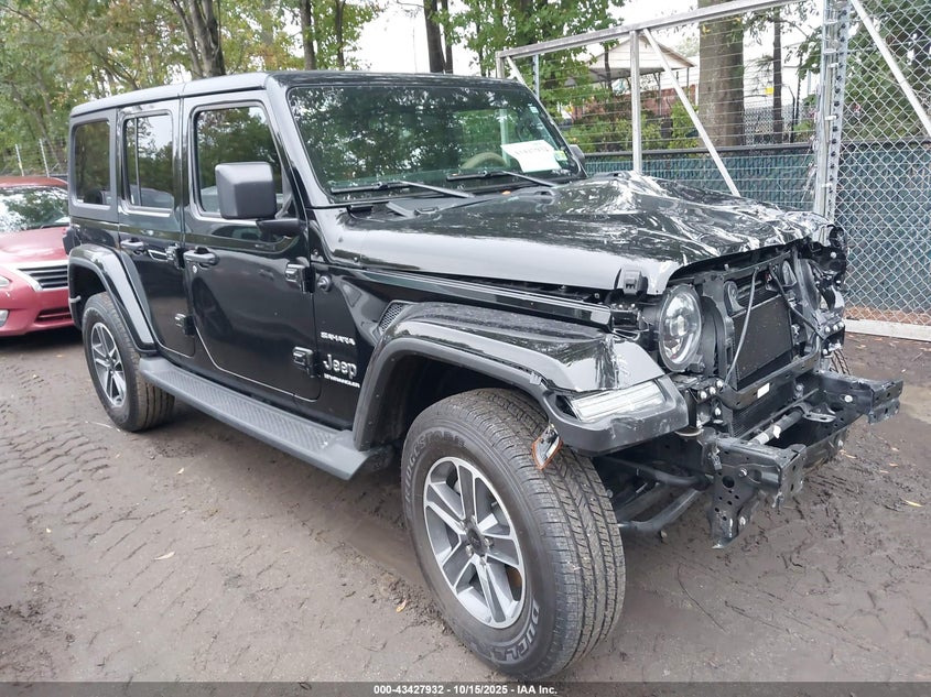 JEEP WRANGLER 4-DOOR SAHARA 4X4