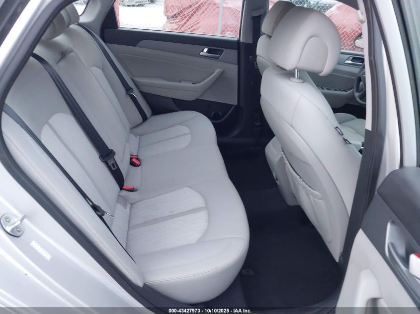 2016 Hyundai Sonata Hybrid Se VIN: KMHE24L19GA038578 Lot: 43427973