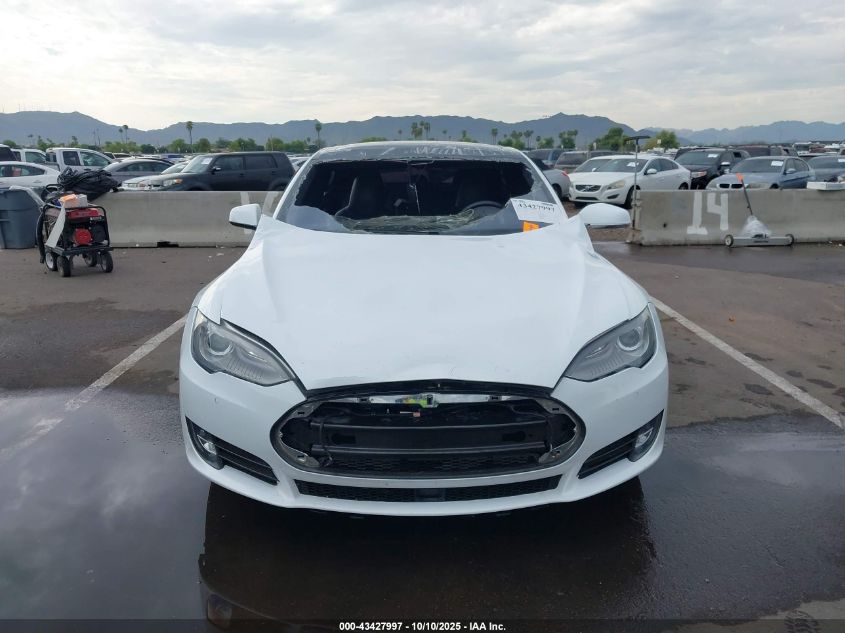 2015 Tesla Model S 60/70/85 VIN: 5YJSA1E12FF106618 Lot: 43427997