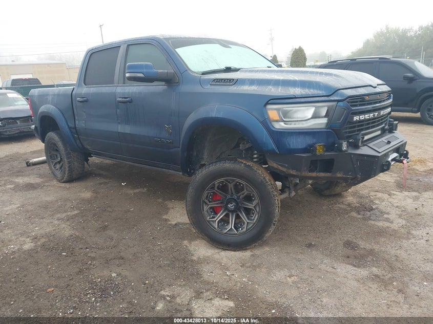 RAM 1500 BIG HORN 4X4 5 7 BOX