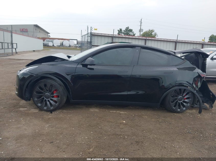 2023 Tesla Model Y Performance Dual Motor All-Wheel Drive VIN: 7SAYGDEF6PF663915 Lot: 43428082