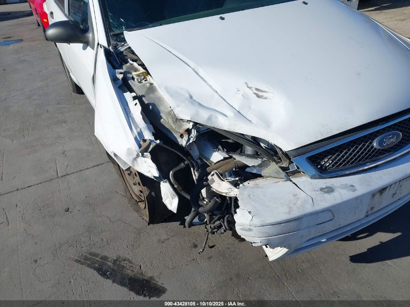 2007 Ford Focus Se/Ses VIN: 1FAHP36N57W195688 Lot: 43428105