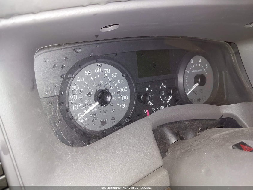 2010 Mercury Grand Marquis Ls (Fleet Only) VIN: 2MEBM7FV7AX635534 Lot: 43428110