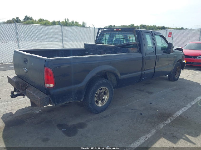 1FTNX20F7YEC55017 2000 FORD F250 photo no. 4