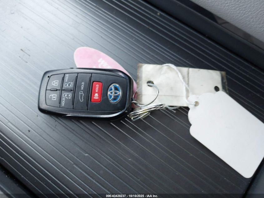 2025 Toyota Sienna Xle VIN: 5TDJSKFC8SS180498 Lot: 43428237