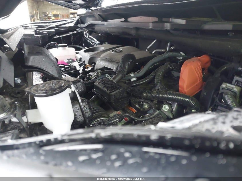 5TDJSKFC8SS180498 2025 TOYOTA SIENNA photo no. 10
