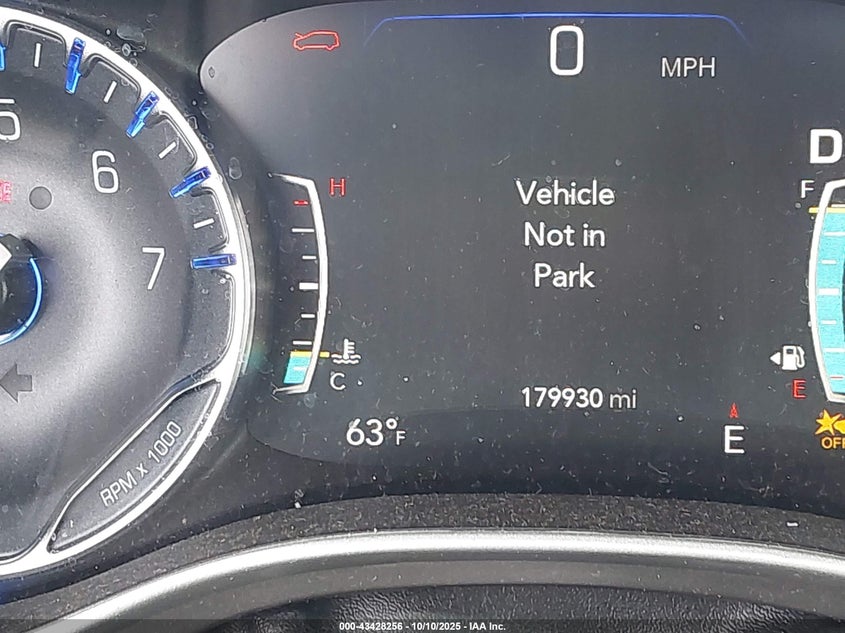 2021 Chrysler Pacifica Touring L VIN: 2C4RC1BGXMR527604 Lot: 43428256