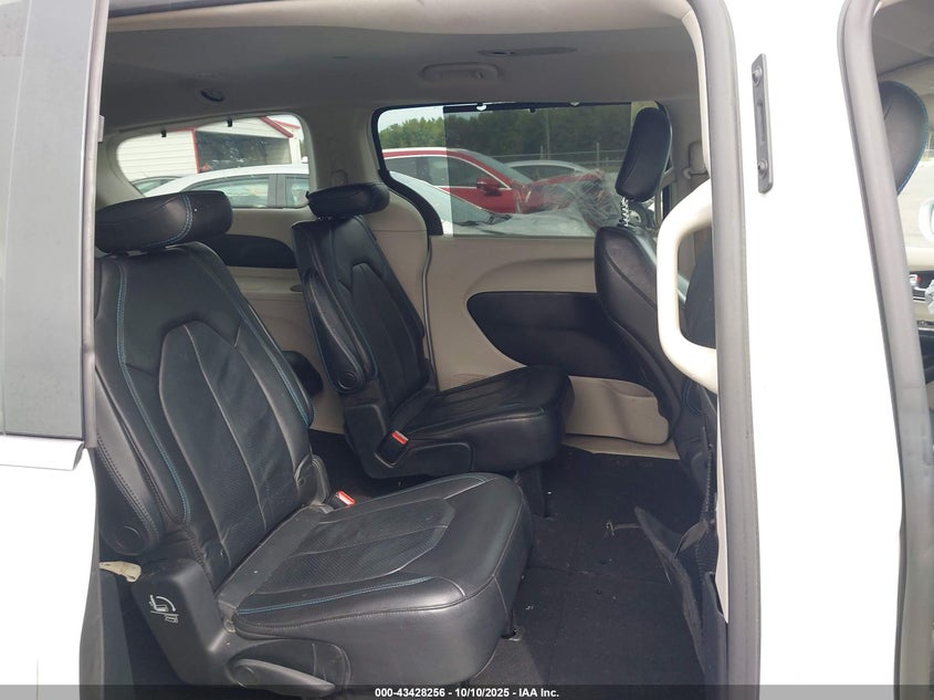 2021 Chrysler Pacifica Touring L VIN: 2C4RC1BGXMR527604 Lot: 43428256