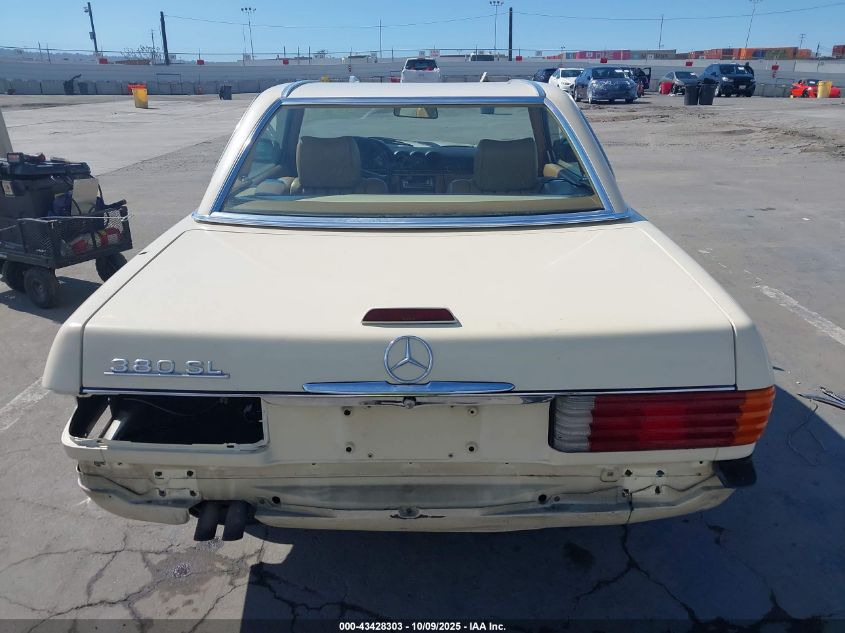 1984 Mercedes-Benz 380 Sl VIN: WDBBA45AXEA004717 Lot: 43428303
