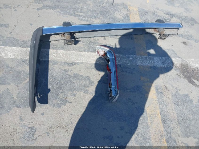 1984 Mercedes-Benz 380 Sl VIN: WDBBA45AXEA004717 Lot: 43428303