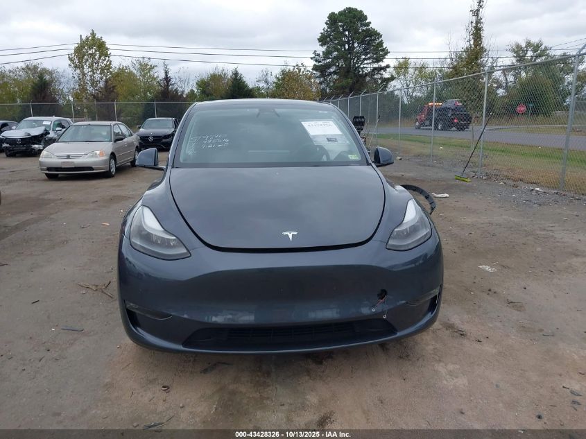 2022 Tesla Model Y Performance Dual Motor All-Wheel Drive VIN: 7SAYGDEFXNF495516 Lot: 43428326