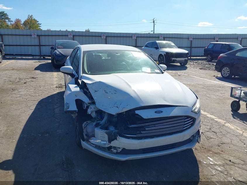 FORD FUSION HYBRID SE