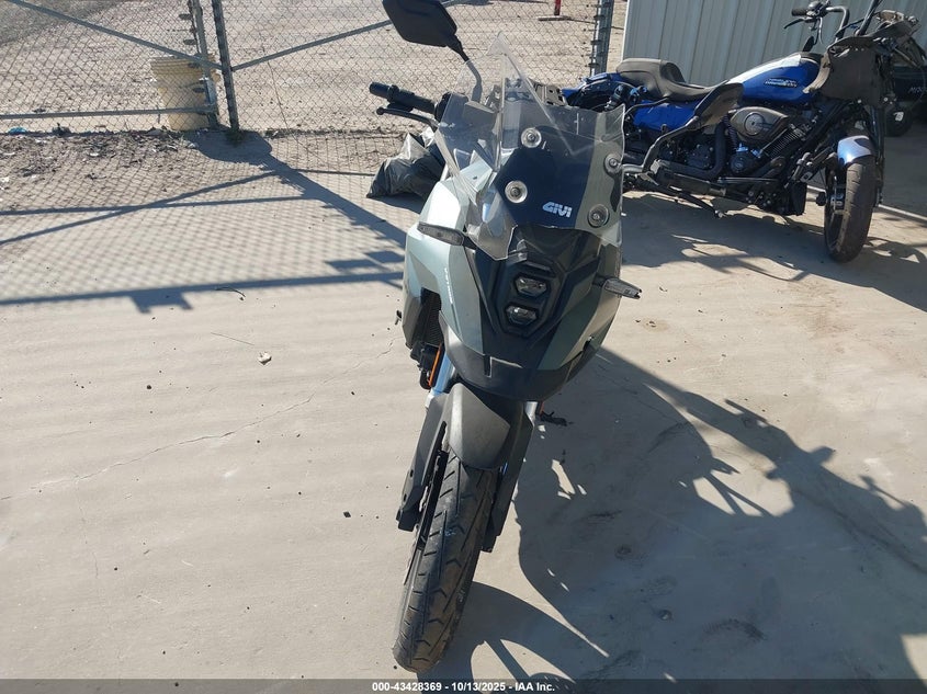 2024 SUZUKI DL800 RQ/RQA JS1EM14B8R7100051