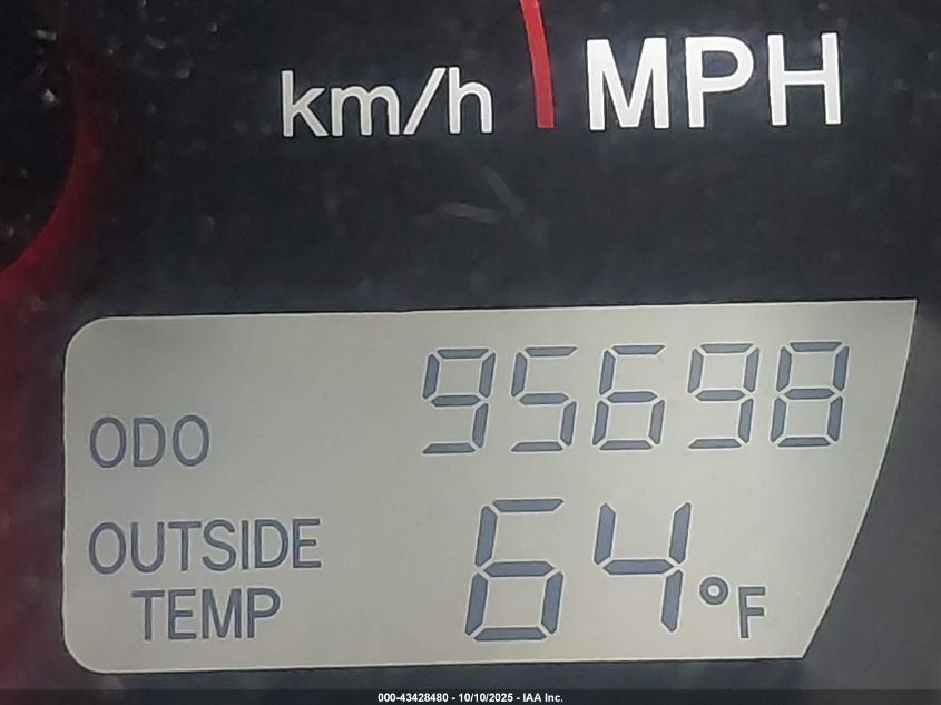 2008 Pontiac Vibe VIN: 5Y2SL65838Z413880 Lot: 43428480