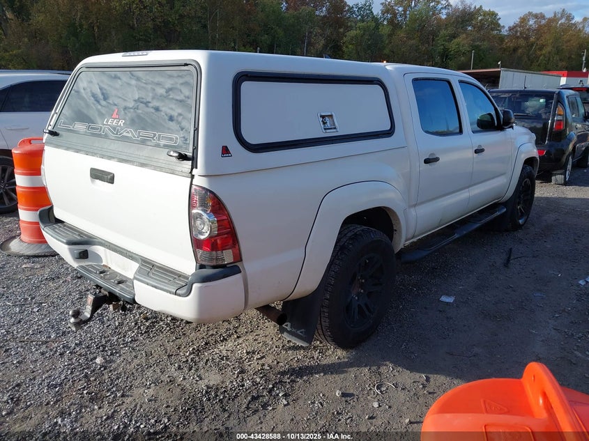 2015 TOYOTA TACOMA BASE V6 5TFLU4EN8FX136390