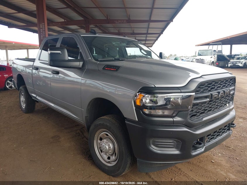 RAM 2500 TRADESMAN 4X4 6 4 BOX