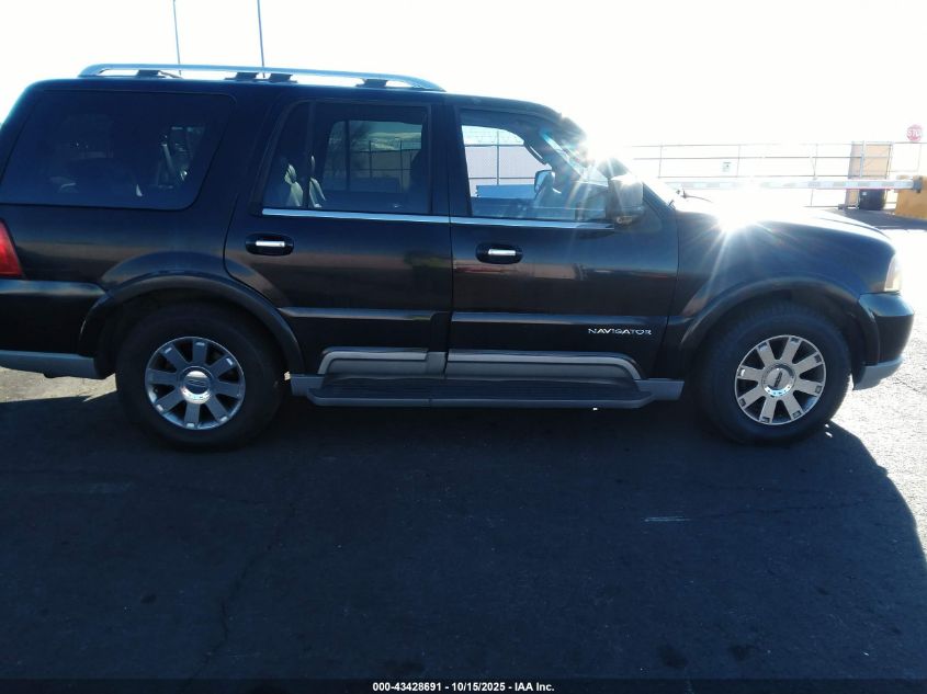 2004 Lincoln Navigator VIN: 5LMFU27R24LJ19213 Lot: 43428691