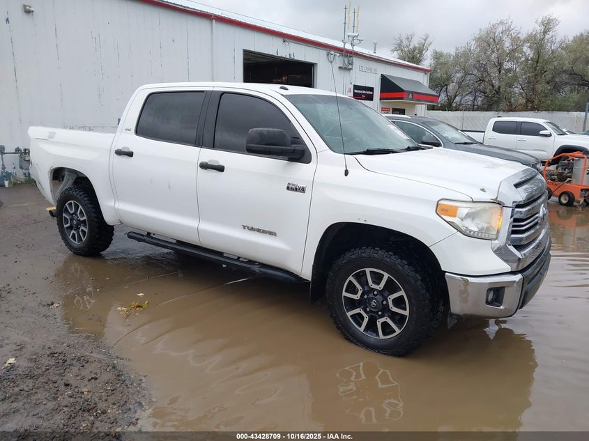TOYOTA TUNDRA SR5 5.7L V8