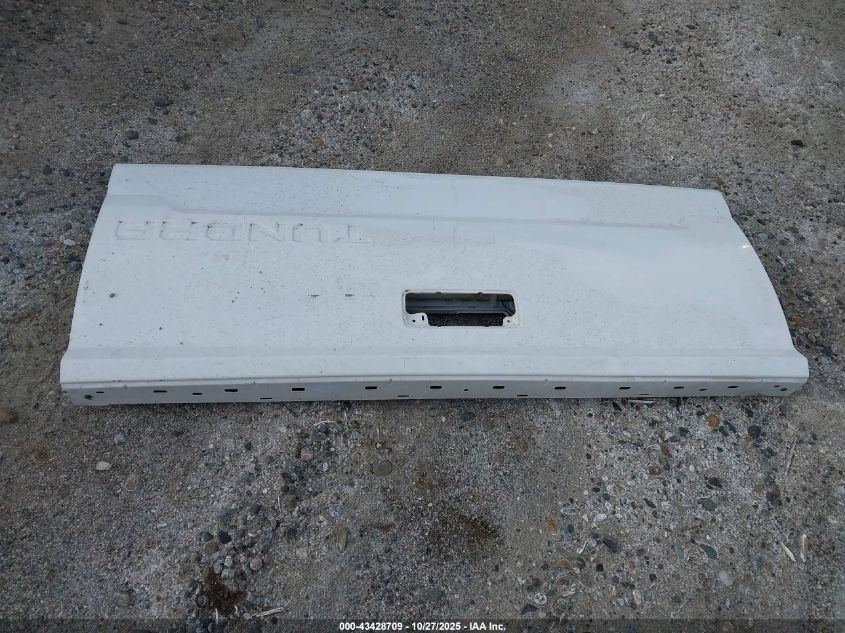 2017 Toyota Tundra Sr5 5.7L V8 VIN: 5TFDY5F19HX640752 Lot: 43428709