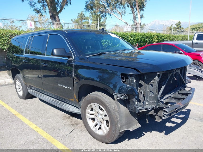 CHEVROLET SUBURBAN LT