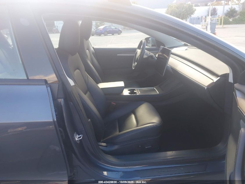 2022 Tesla Model 3 Long Range Dual Motor All-Wheel Drive VIN: 5YJ3E1EB4NF241681 Lot: 43428838