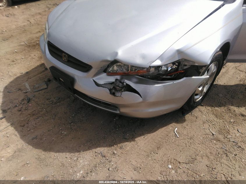 2000 Honda Accord 2.3 Ex VIN: 1HGCG3255YA008234 Lot: 43428864