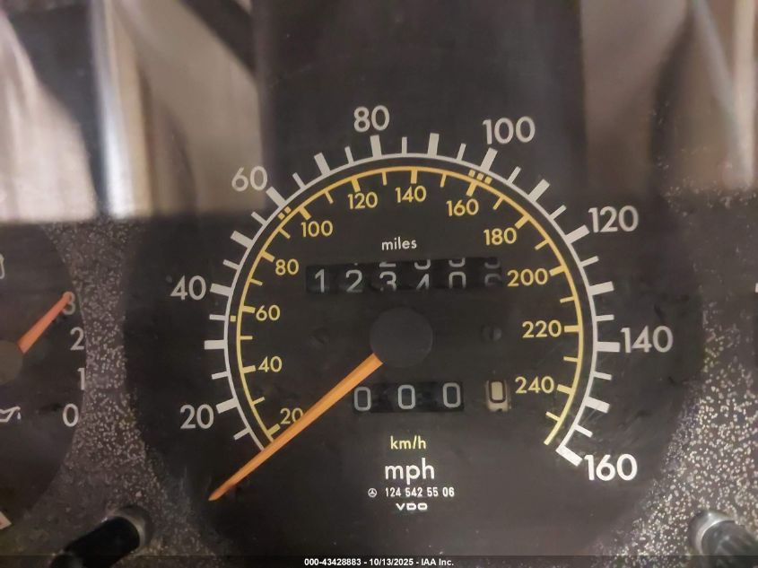 1990 Mercedes-Benz 300 E 2.6 VIN: WDBEA26DXLB217152 Lot: 43428883