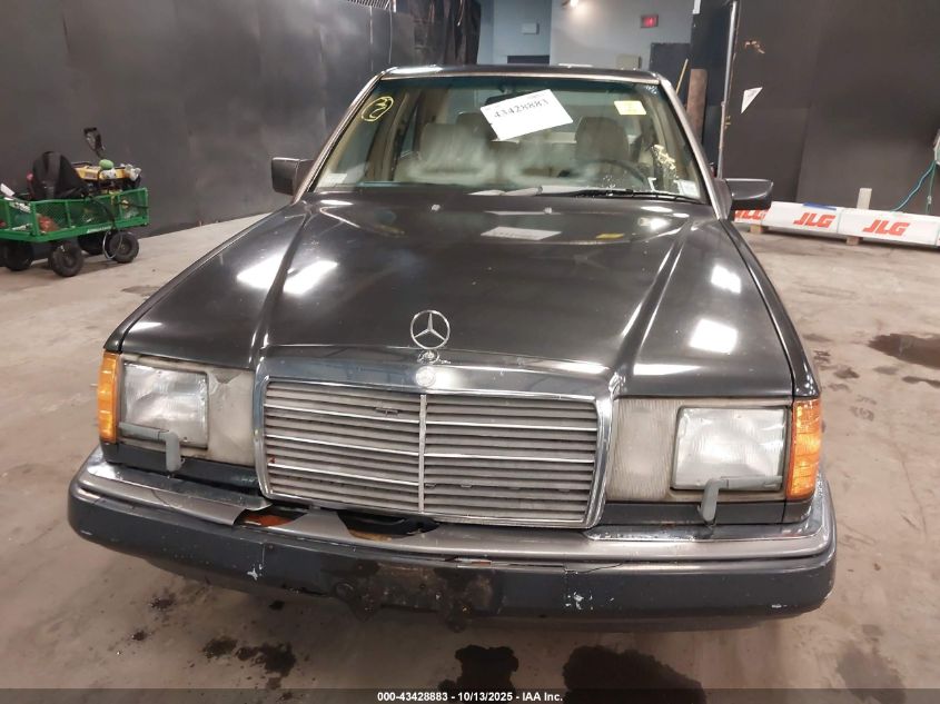 1990 Mercedes-Benz 300 E 2.6 VIN: WDBEA26DXLB217152 Lot: 43428883