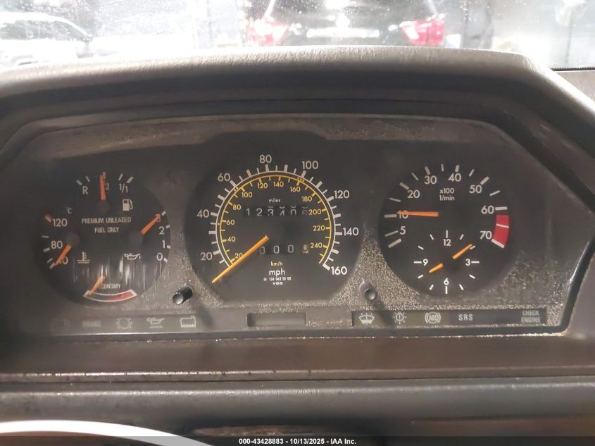 1990 Mercedes-Benz 300 E 2.6 VIN: WDBEA26DXLB217152 Lot: 43428883