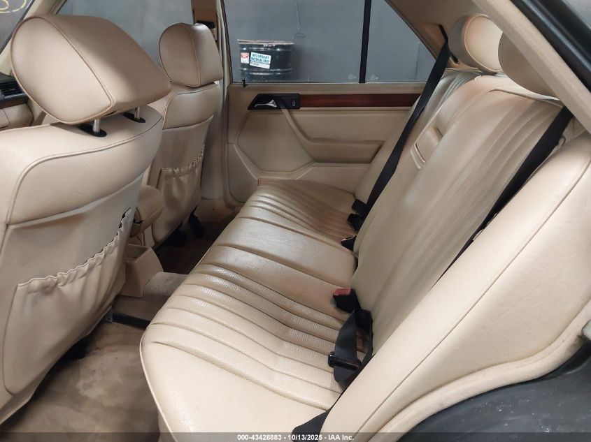 1990 Mercedes-Benz 300 E 2.6 VIN: WDBEA26DXLB217152 Lot: 43428883