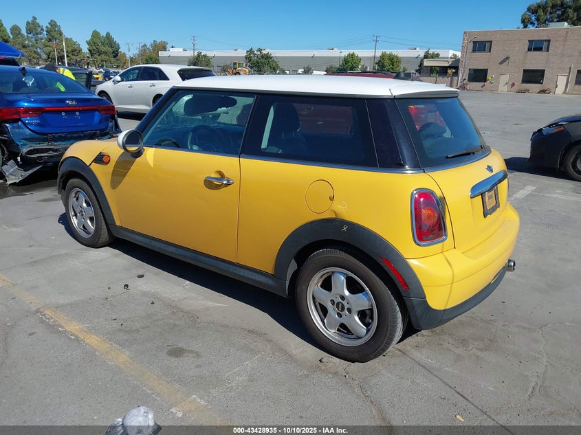 WMWMF33539TW78338 2009 MINI COOPER photo no. 3