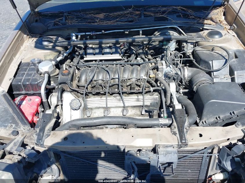 1998 Cadillac Deville Standard VIN: 1G6KD54Y3WU808227 Lot: 43428999