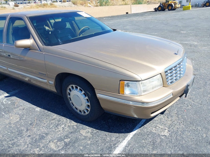 1998 Cadillac Deville Standard VIN: 1G6KD54Y3WU808227 Lot: 43428999