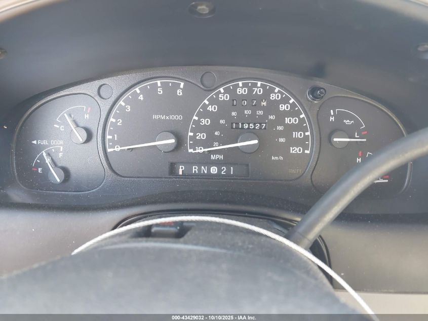 2000 Mazda B3000 Se/Tl VIN: 4F4YR16V3YTM18457 Lot: 43429032