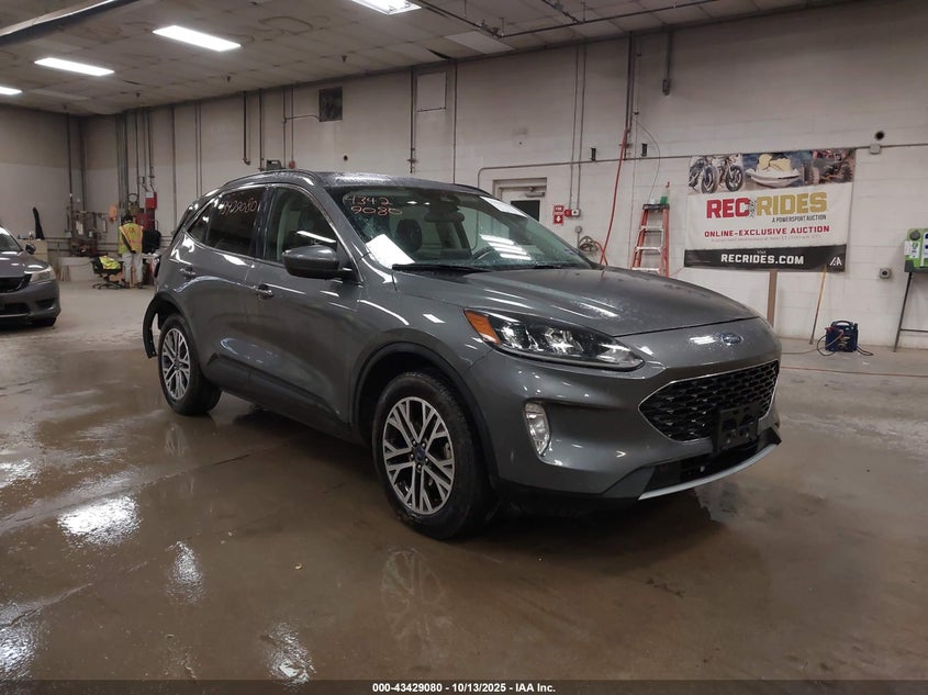 2021 Ford Escape Sel