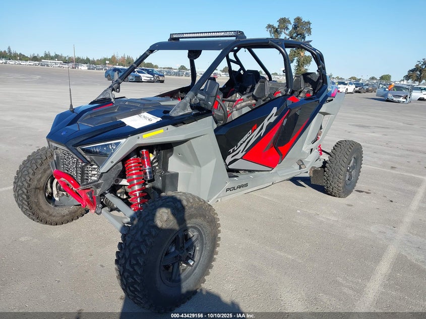 3NSG4L927NG385213 2022 POLARIS RZR photo no. 2