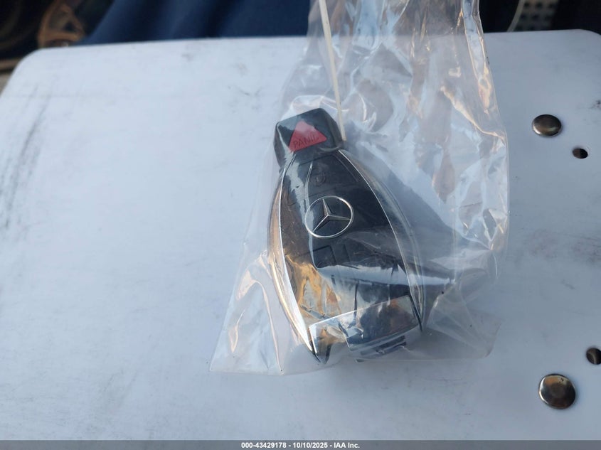 2014 MERCEDES-BENZ S 550 WDDUG8CB0EA001178